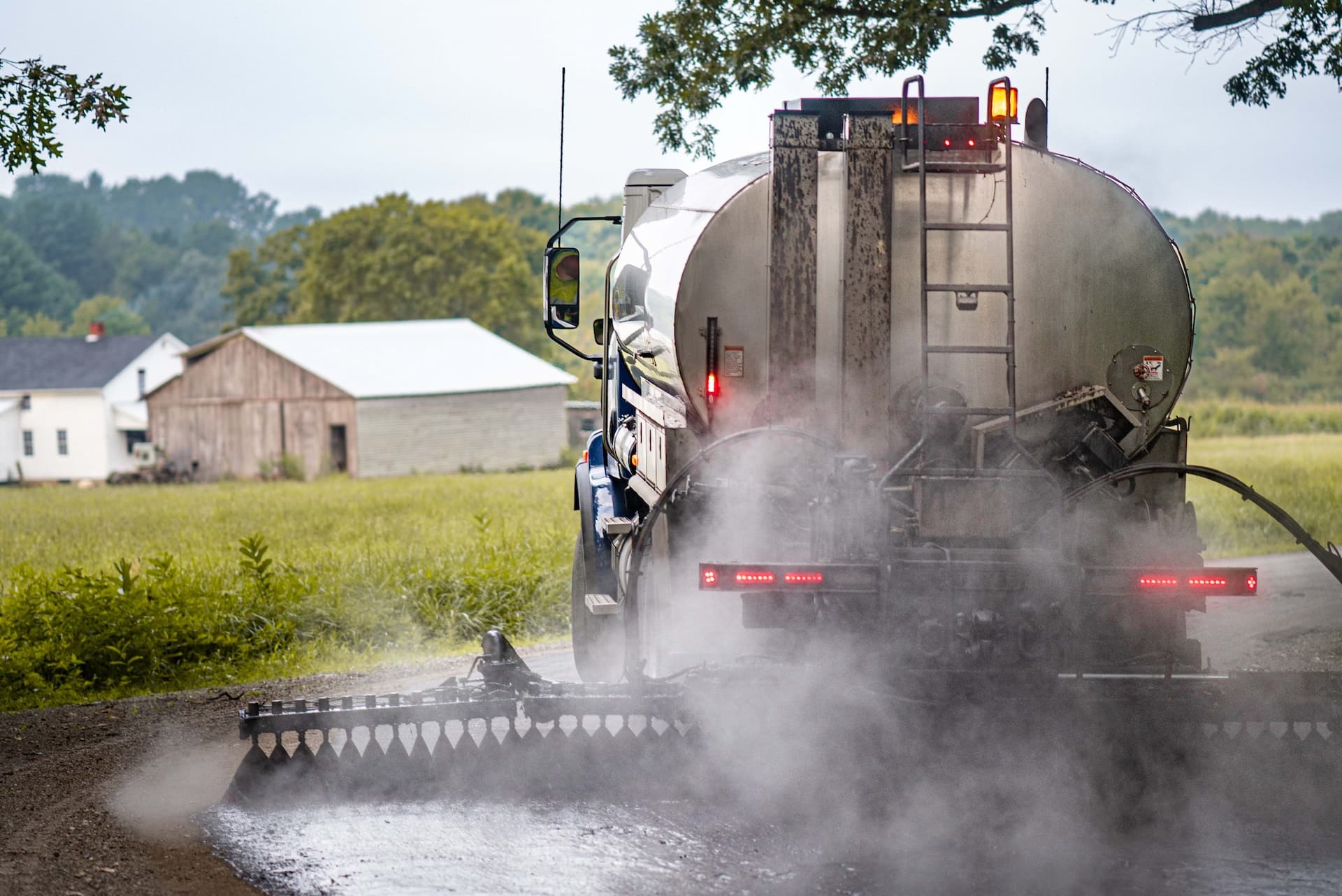 AM3 scrub seal tack coat